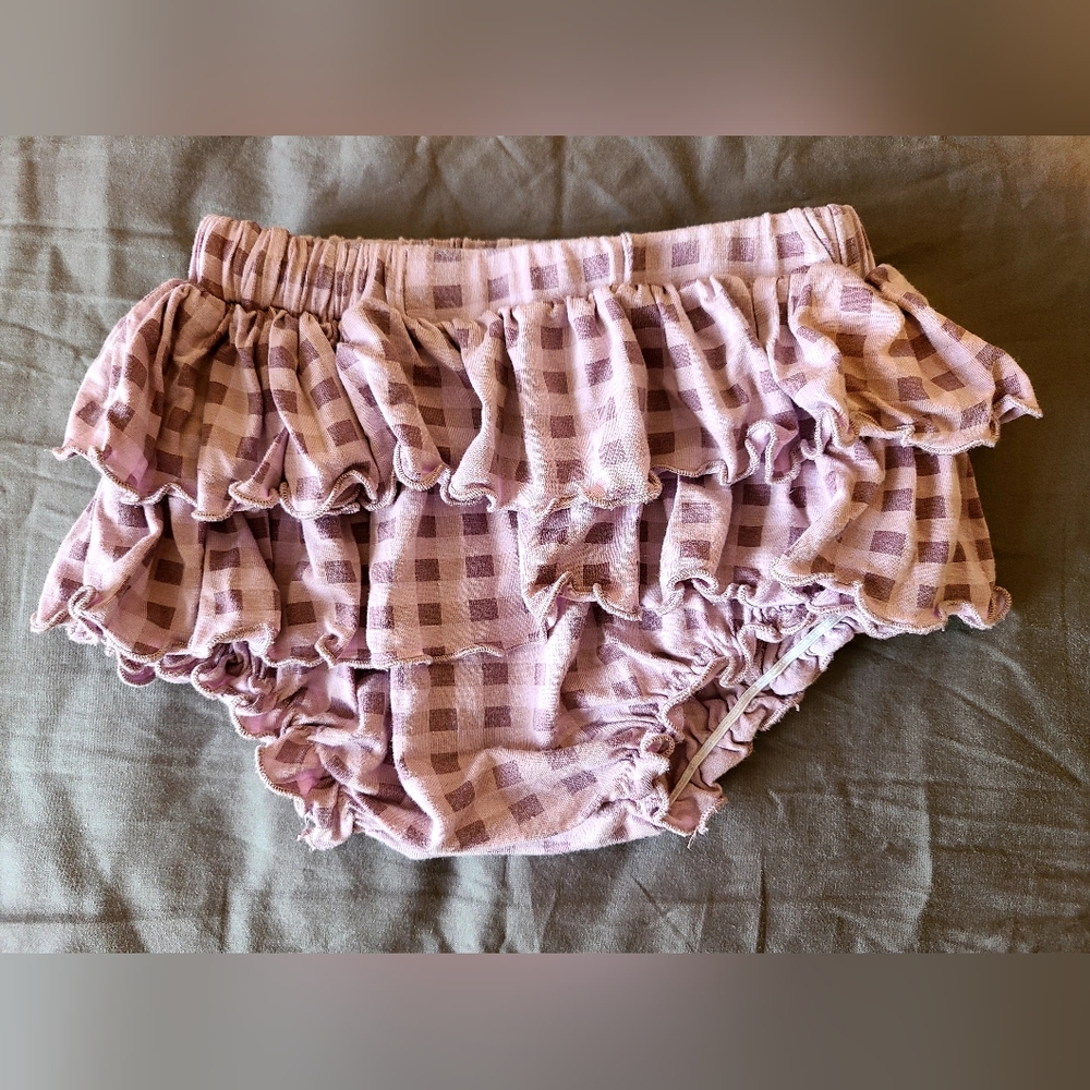 Kate Quinn Ruffle Bloomers💜 - Picture 3 of 4